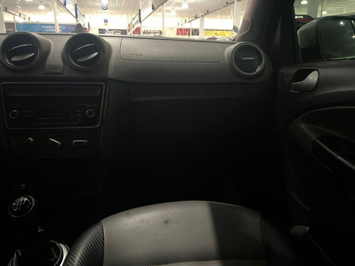 Volkswagen Saveiro 1.6 CROSS CD 16V FLEX 2P MANUAL