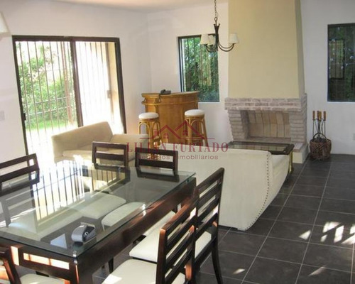 Funcional Casa A Metros De La Playa- Ref: 821