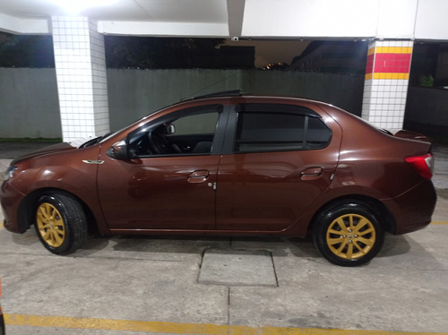 Renault Logan 1.6 Expression Hi-power 4p