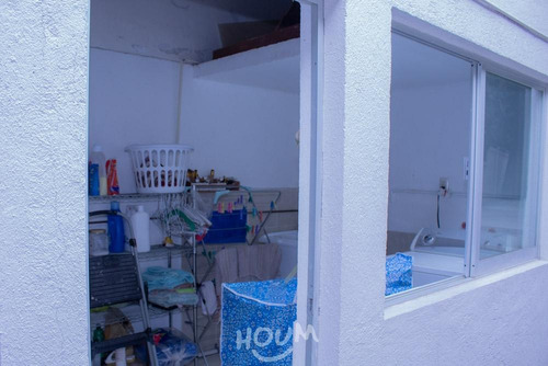 Casa En San Jerónimo Lídice, La Magdalena Contreras Con 3 Habitaciones
