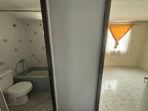 Departamento En Venta De 2 Dorm. En San Bernardo