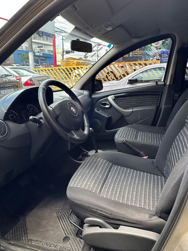 Renault Sandero 1.6 16v Privilège Hi-flex Aut. 5p