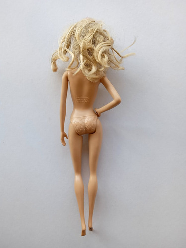 Barbie Pose Top Model Loose (Usado)