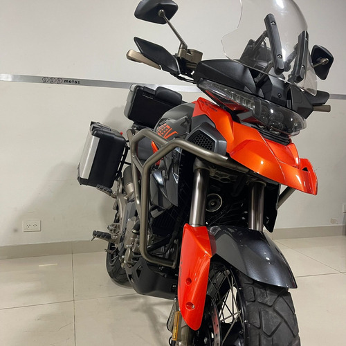 Imagen 6 de 25 de Zontes T310 Rayos 2022 Usada 10148 Km Permuta Personal 12/18