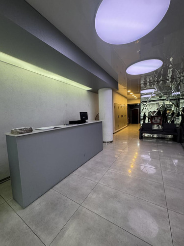 Venta De Monoambiente En Colegiales Ideal Para Vivienda, Oficina O Showroom