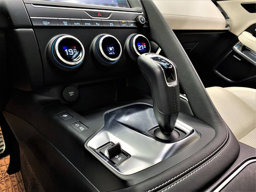 Imagem 15 de 15 de Jaguar E-pace 2.0 16v P300 Gasolina R-dynamic Se Awd