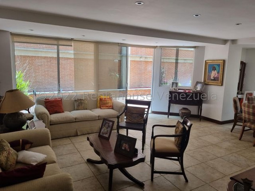 Imagen 2 de 14 de Vianny Vásquez Rent-a-house Cerro Verde