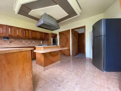 Casa En Venta En Lomas De Tecamachalco