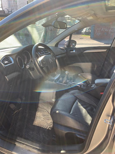 Imagen 16 de 20 de Citroën C4 Lounge 2016 1.6 Hdi 115 Feel Pack