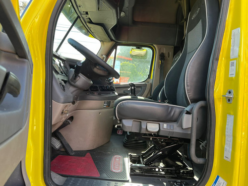 Freightliner, Cascadia 2017 Torton 6x4 Nacional Chasis