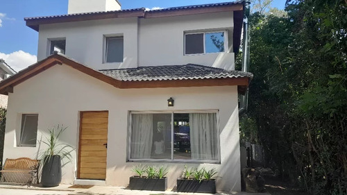 Casa De 4 Ambientes En Venta Country Banco Provincia