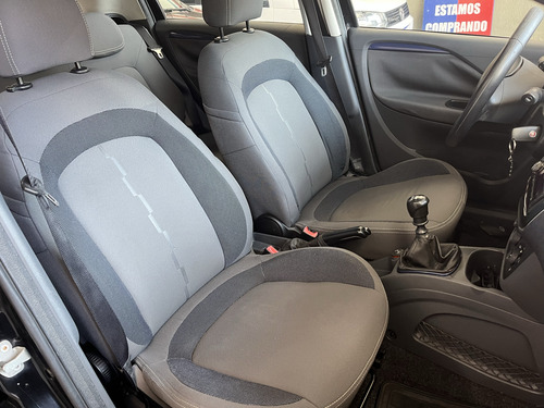 Fiat Punto 1.4 ATTRACTIVE 8V FLEX 4P MANUAL