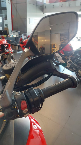 Imagem 13 de 14 de Ducati 950s
