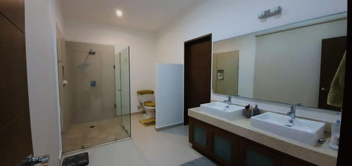 Imagen 7 de 11 de Casa En Venta En Residencial Lagos Del Sol Cancún