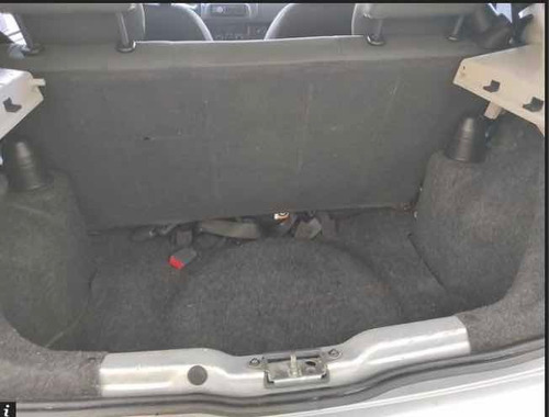 Imagem 8 de 8 de Fiat Uno 2013 1.0 Vivace Flex 5p