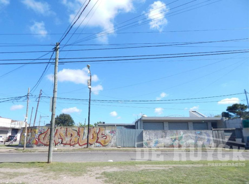 Local Con Vivienda En Venta En Florencio Varela Oeste