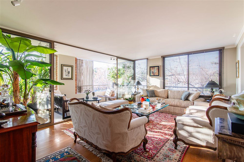 Departamento En Venta De 3 Dorm. En Las Condes