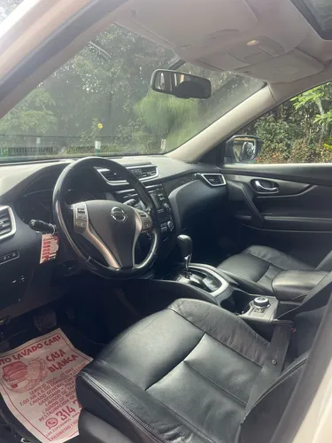 Nissan X-trail Exclusive:motor 2.5, 4*4 , Trasmisión Automat