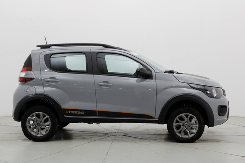 Fiat Mobi Trekking 1.0 MT - SEGURO GRATIS POR 1 AÑO