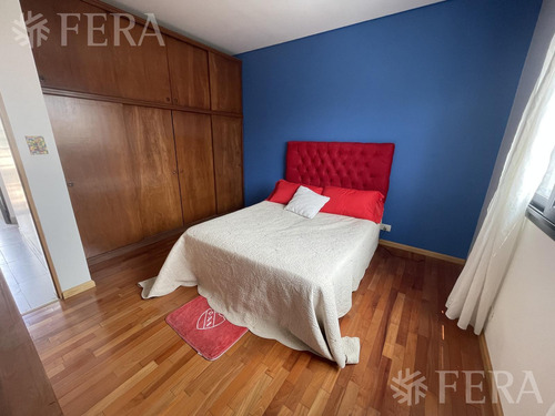 Venta De Casa 5 Ambientes Con Quincho En Sarandí