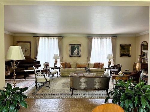 Casa En Venta En Bosque De Las Lomas