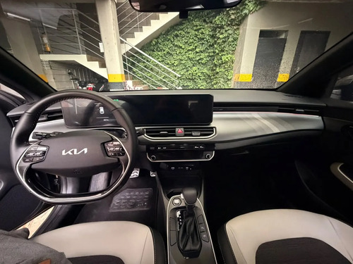 Kia K3 Cross 1.6 Gt Line At