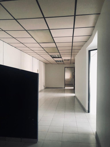 Imagen 20 de 20 de Galpon En Alquiler Con 4 Cavas Cuarto 1250 Metros Valencia