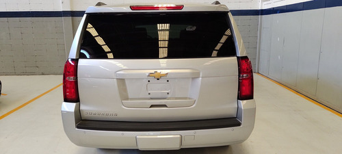 Imagen 7 de 15 de Chevrolet Suburban 2019 6.0 V8 Hd Piel 2 Fila Asientos 4x4 A