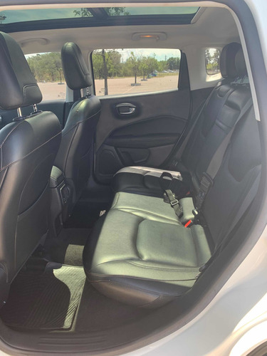 Imagen 11 de 22 de Jeep Compass 2019 2.4 Longitude Plus
