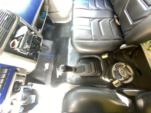 Imagen 25 de 25 de Volkswagen Worker 6110 2006