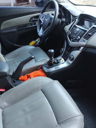 Chevrolet Cruze 1.8 Ltz Mt 4 p