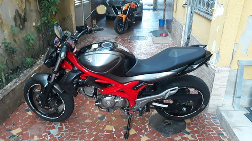 Imagem 3 de 9 de Suzuki Gladius 650 Documentos Ok Bom Estado