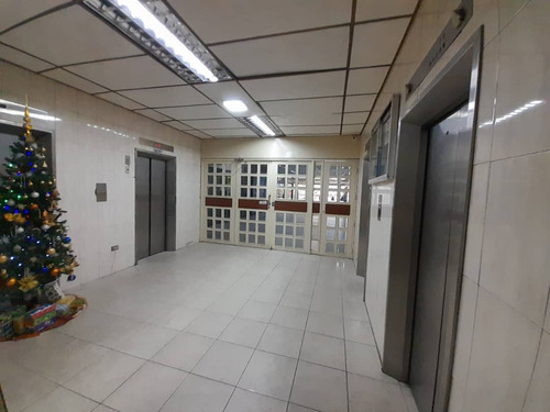 Apartamento En Venta En Petare 76m2