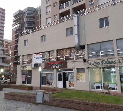 Imagen 18 de 20 de Local Comercial De 220m2 En Pleno Centro De Pinamar