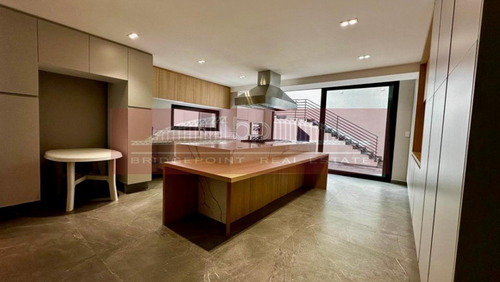 Casa En Venta En Av. Explanada, Lomas De Chapultepec, Miguel Hidalgo, Cdmx.