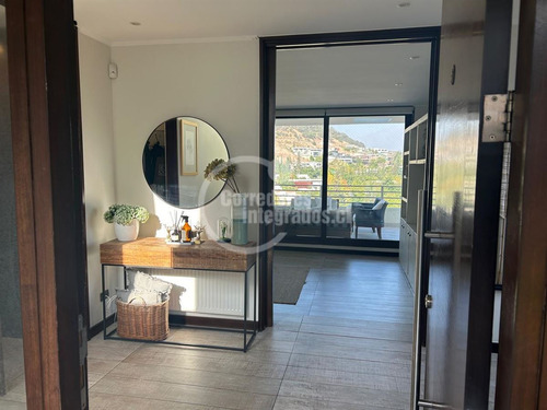 Casa En Venta De 4 Dorm. En Lo Barnechea Los Litres