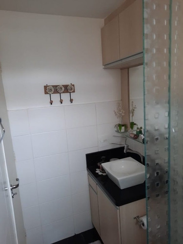 Apartamento Para Venda, 2 Dormitório(s) - 81