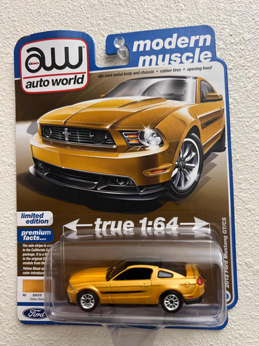 Auto World 1/64 2012 Ford Mustang Gt/cs Modern Muscle