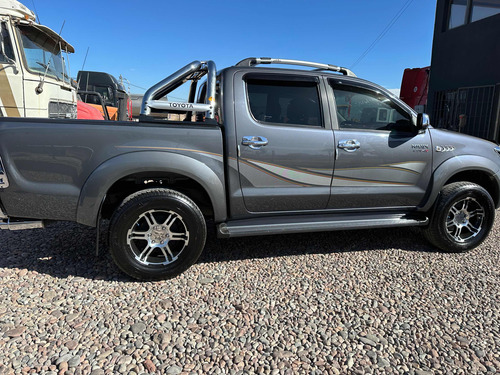 Toyota Hilux 3.0 Cd Srv I 171cv 4x2