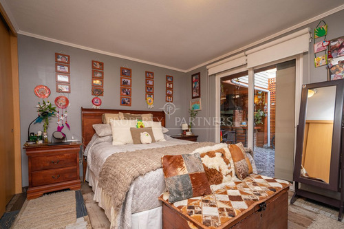 Acogedora Casa En Sector Residencial De Ciudad Del...