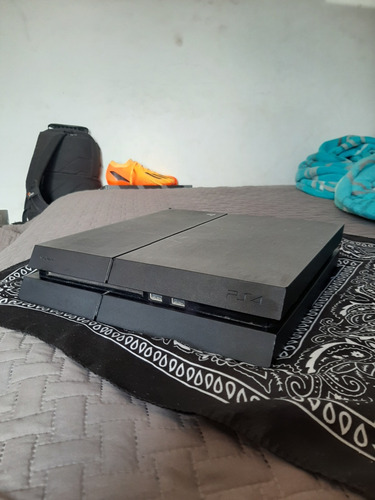 Playstation 4 Con 5 Juegos Y Un Control