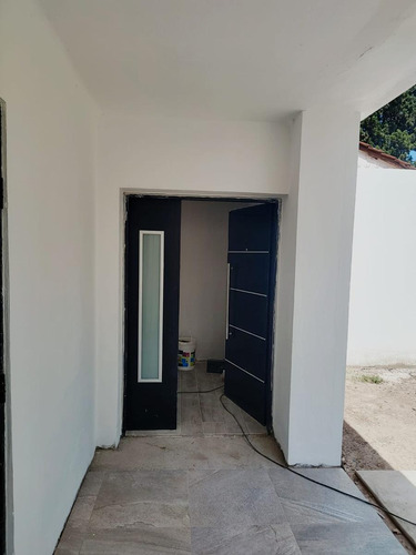Casa En Arguello A Estrenar Con Pileta