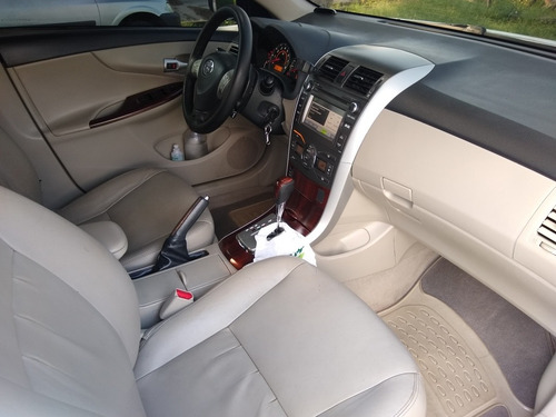 Imagem 4 de 7 de Toyota Corolla 2013 2.0 16v Altis Flex Aut. 4p