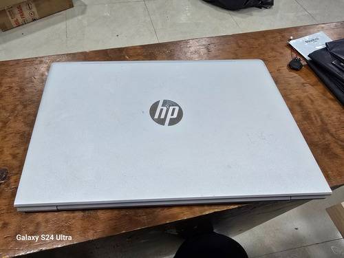 Hp Probook 440 G9 Core I7-1255u, 16gb,512gb Ssd,fhd Plateado (Usado)