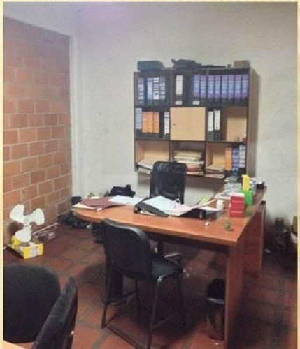 Imagen 10 de 12 de Mayra Ysabel Cedeño Vende Galpon En Centro, Villa De Cura Cod 22-15701