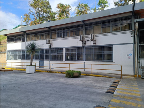 Alquiler De Diversos Galpones Zona Industrial El Tambor Los Teques