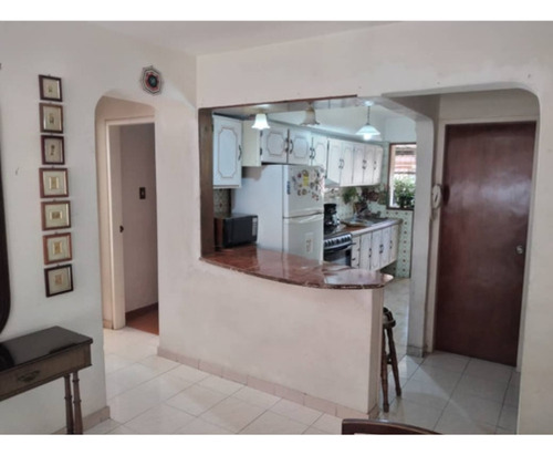 Apto Alquiler Santa Mónica, 3 Habitaciones 2 Baños 1 Puesto