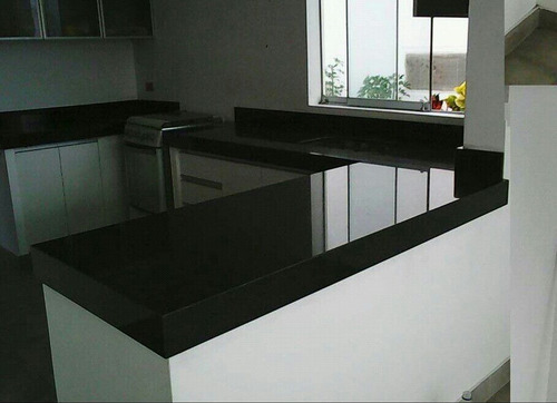 Granito Negro Absoluto - Mesadas Argentinas - Fabrica -