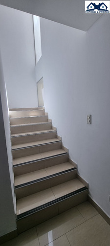 Oficinas En Venta 1er Piso Ascensor