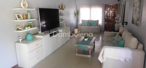 Casa En Venta - Moreno
